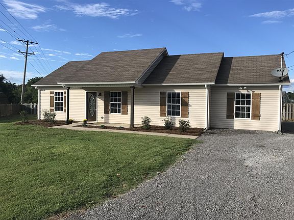 2nd image of 204 Lorien Cir