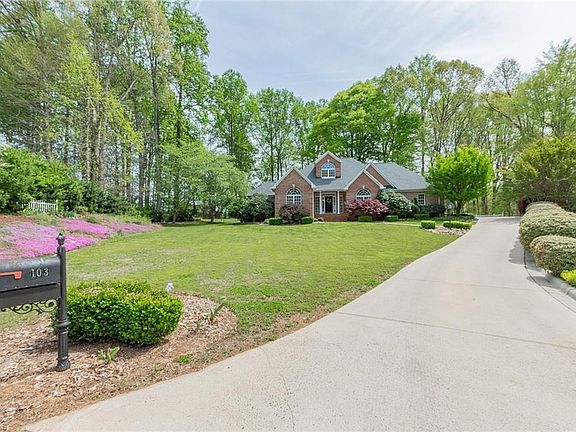 2nd image of 103 Royal Ashdown Ln