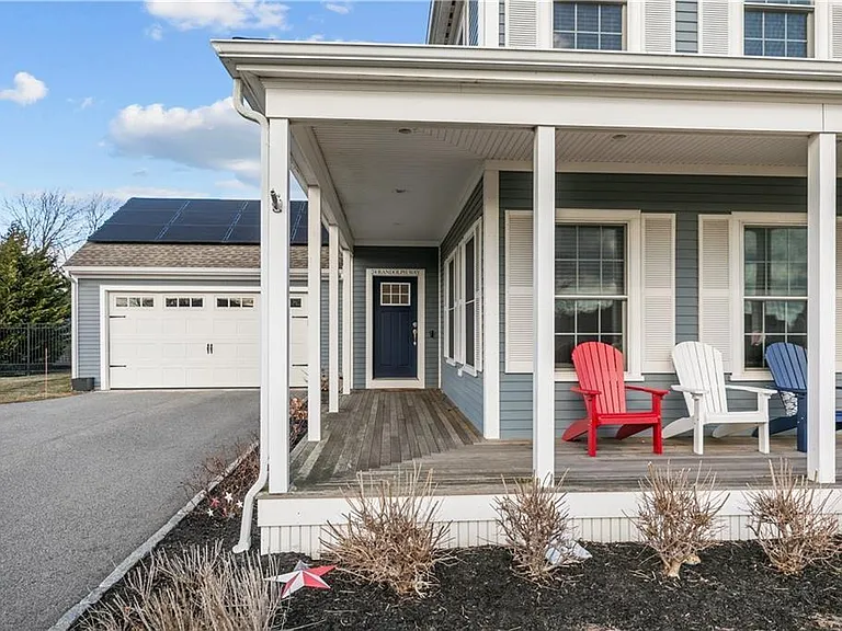 24 Randolph Way — Photo 4