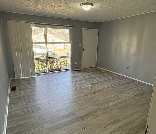 4th image of 2206 Portsmouth St
