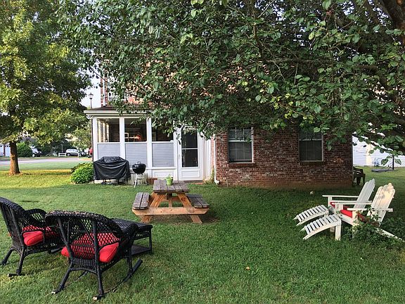 2nd image of 3202 Gardendale Dr