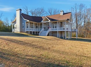 2175 Pea Ridge Rd, Cornelia, GA 30531