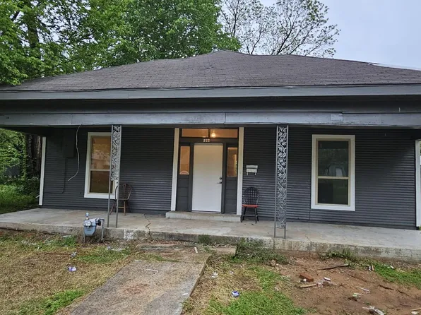 522 3rd St NW, Paris, TX 75460