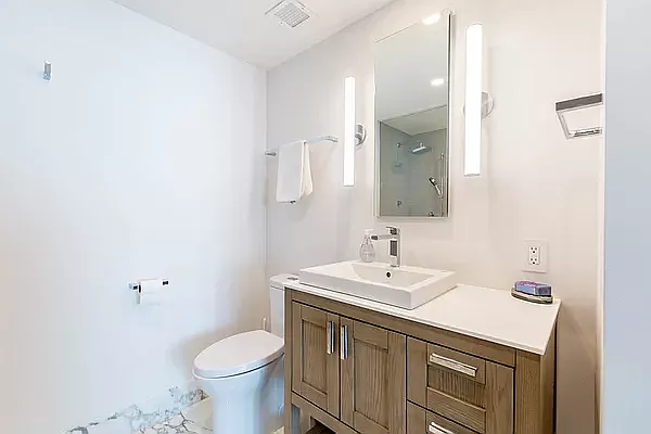 Rented by Douglas Elliman | media 4