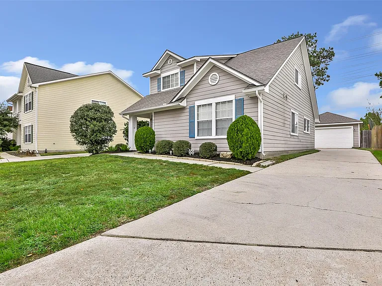 19106 Spruce Bough Ln — Photo 3
