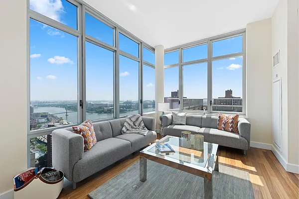 Rented by Douglas Elliman | media 7