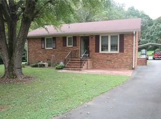 147 Glenn Ave, King, NC 27021