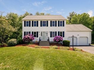 13 Henrys Path, Upton, MA 01568