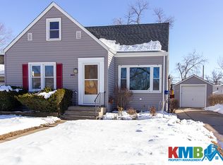 2415 G Ave NE, Cedar Rapids, IA 52402