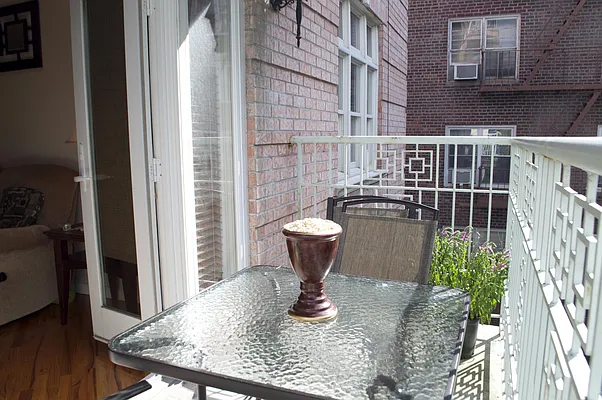 Sold by Fillmore | media 2