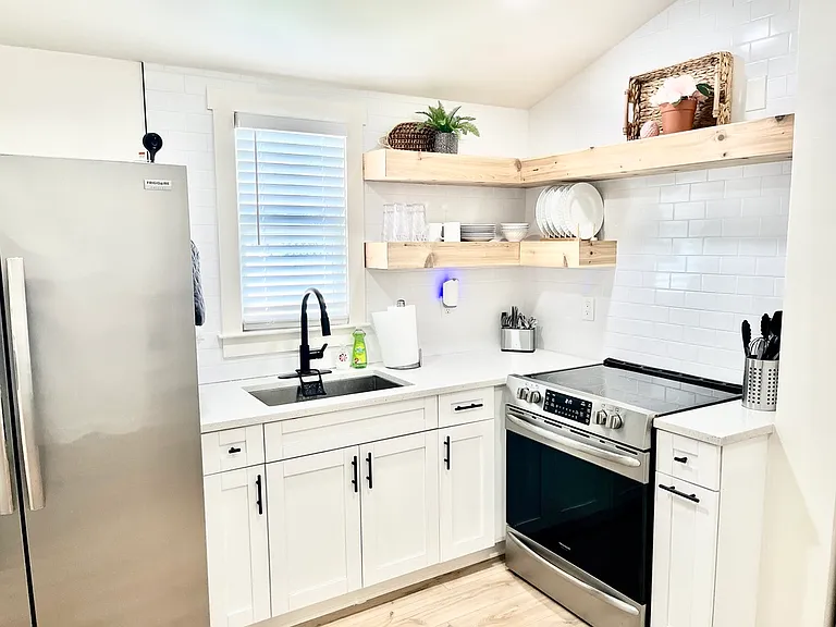 3001 N Morgan St #B — Photo 16