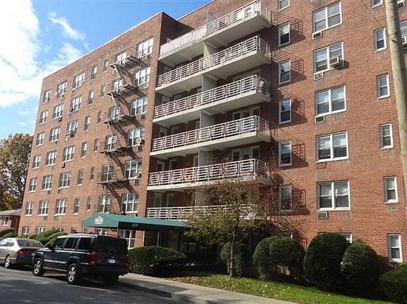 2nd image of 679 Warburton Ave APT 5P