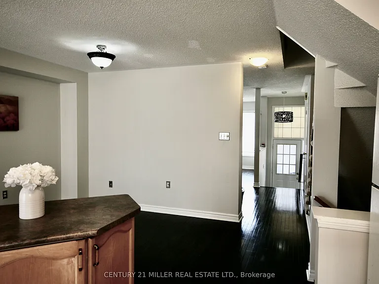 5530 Glen Erin Dr #140 — Photo 13