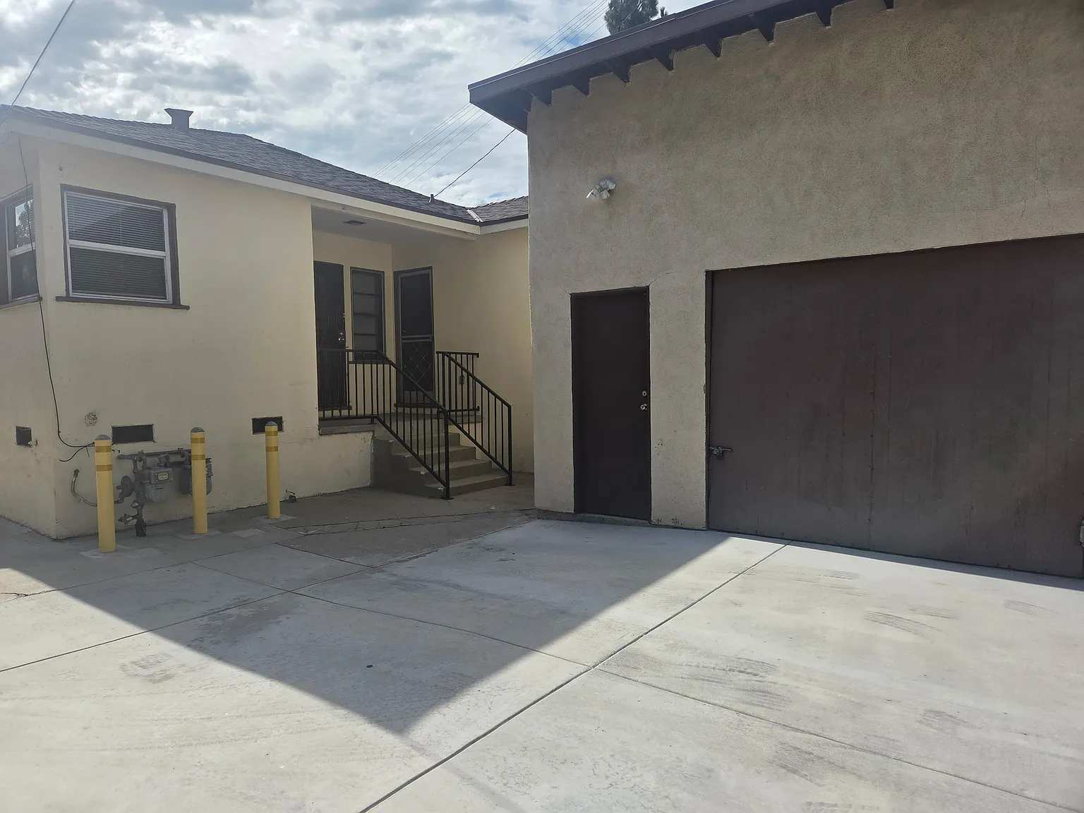 S Garfield Ave, Alhambra — Photo 2