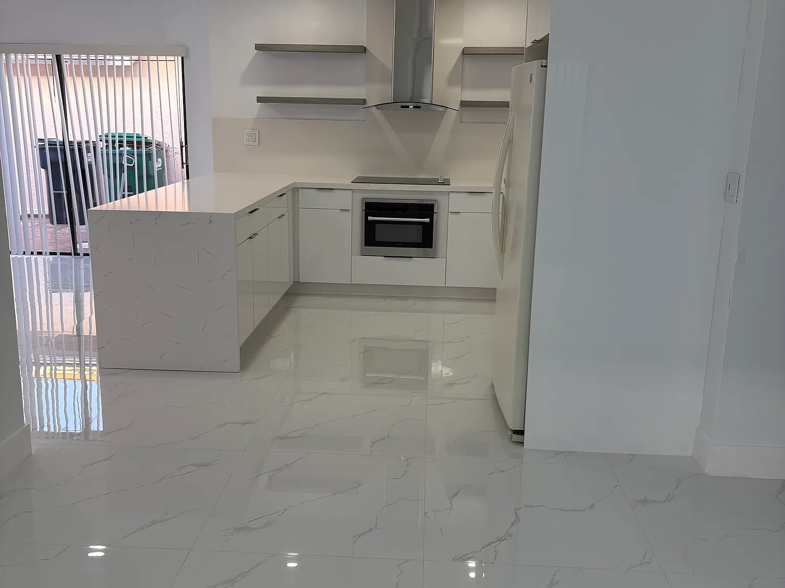 4 bed, 2000 sqft, $4,500 — Photo 4