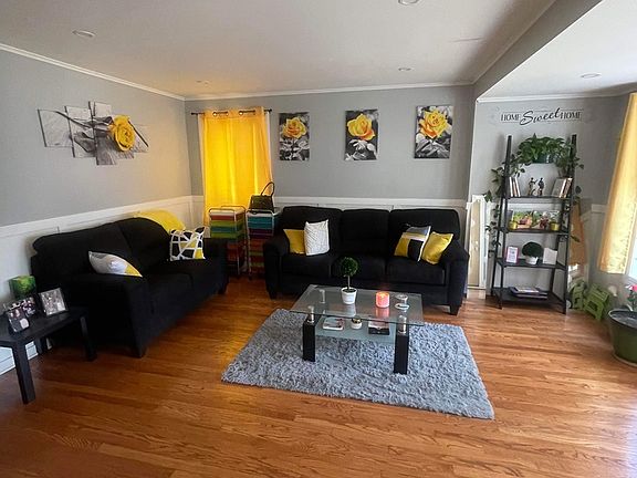 2nd image of 14224 Minerva Ave