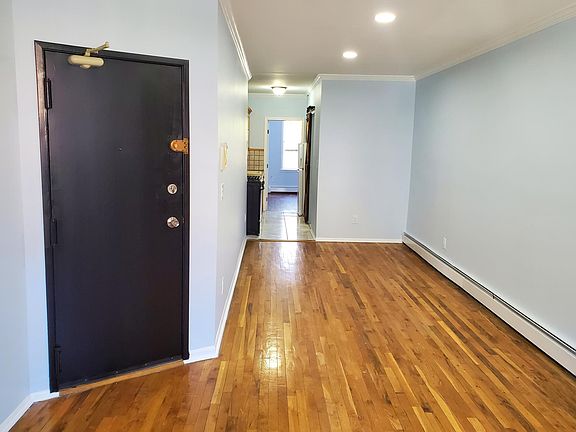 5th image of 3027 Kennedy Blvd #51