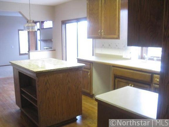 2nd image of 1204 Cannon Valley Drive E