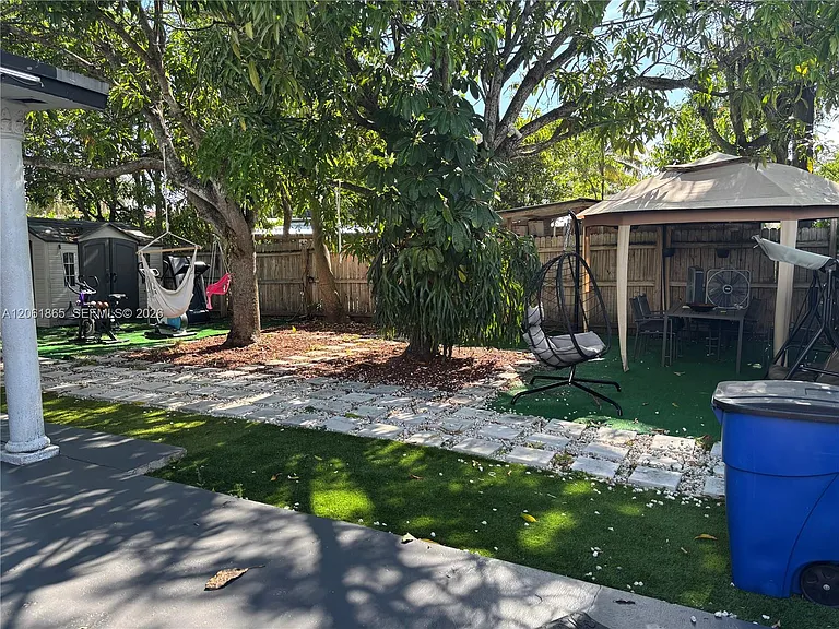 17630 SW 112th Ave — Photo 11