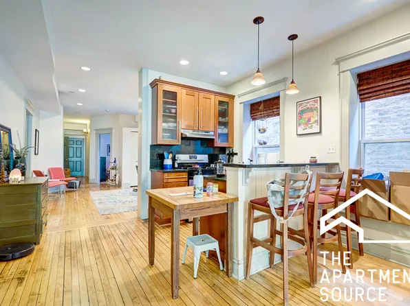 882 N Marshfield Ave #2, Chicago, IL 60622