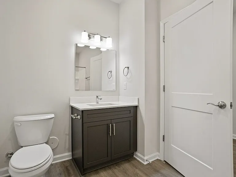 The Grande at Geyser Falls Luxury Apartments — Photo 38
