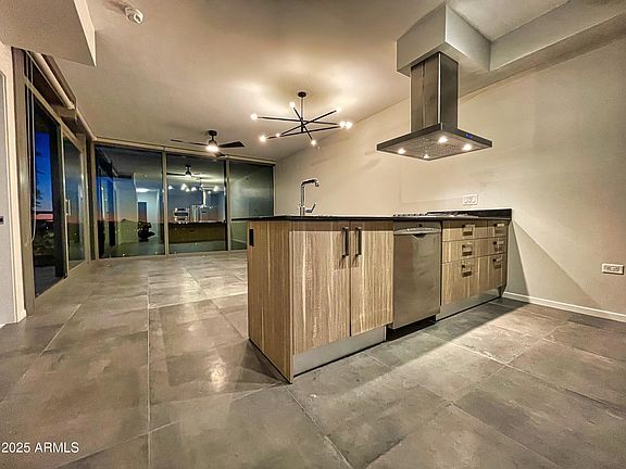 3rd image of 7120 E KIERLAND Boulevard #709