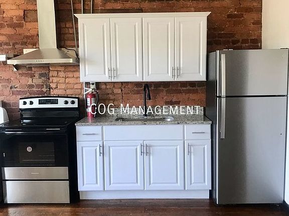 3rd image of 207-208 Adamson Sq Unit J