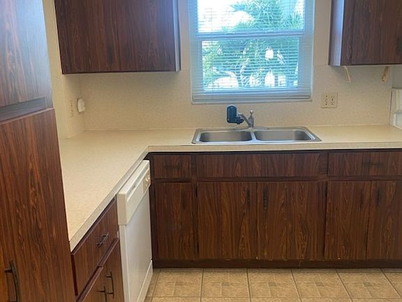 5th image of 860 Panama Ct Unit 205