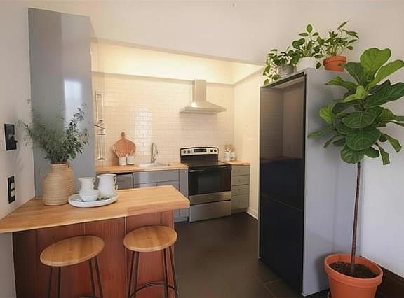 4th image of 1701 Prytania St #2