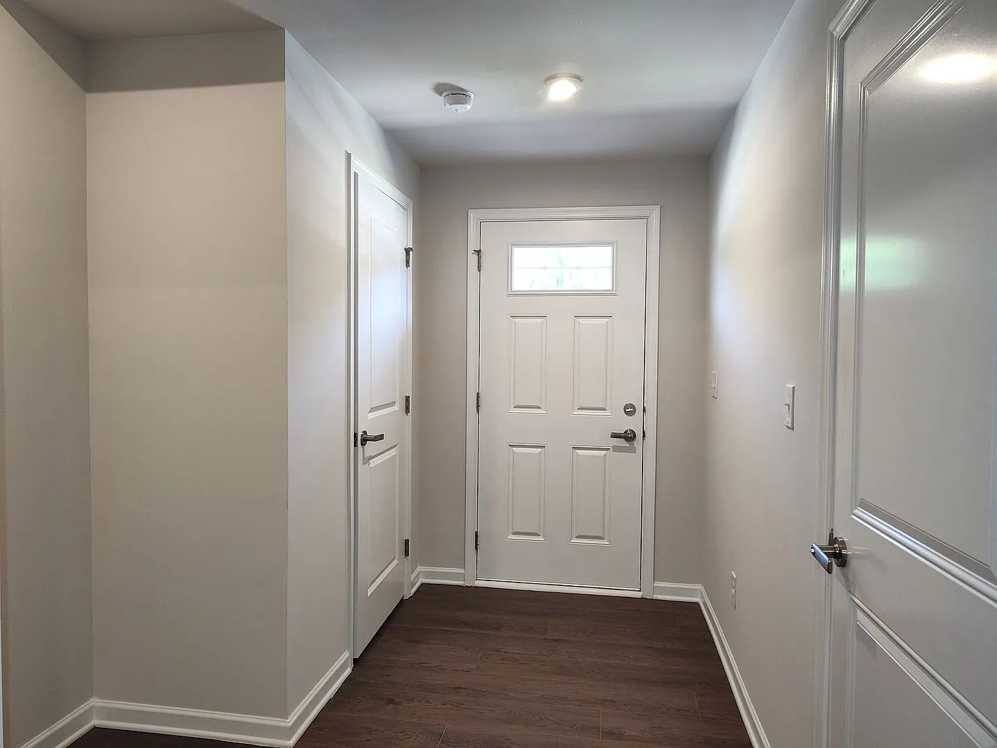 Pristine townhome located in the Cherry Grove Community in Kannapolis NC! — Photo 2