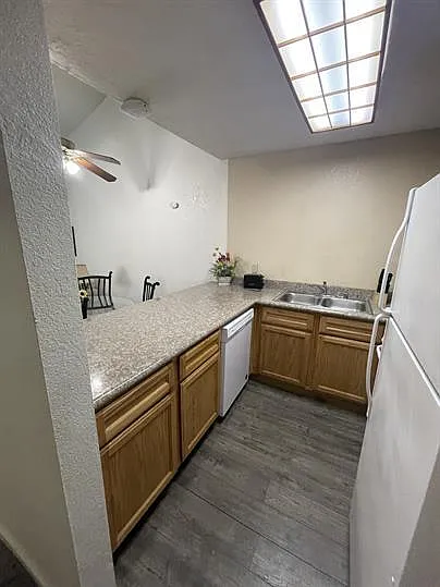 73843 Sunnyvale Dr — Photo 106