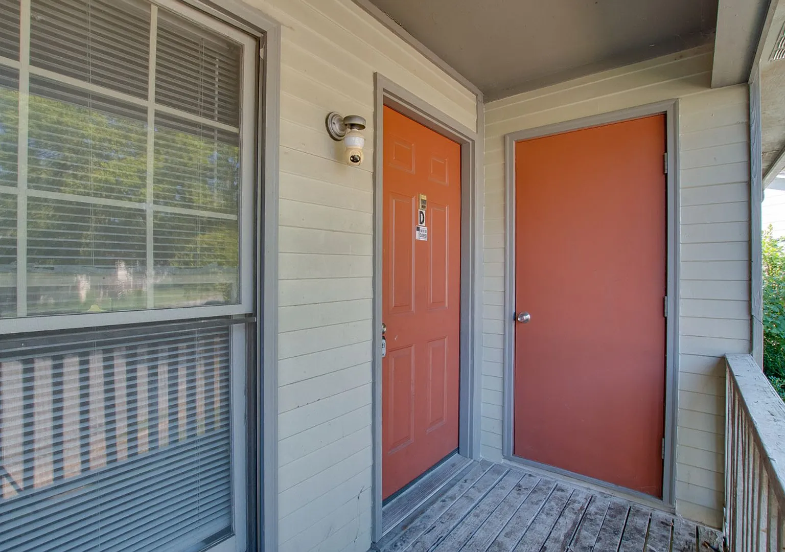 6201 Friar Tuck Drive — Photo 2