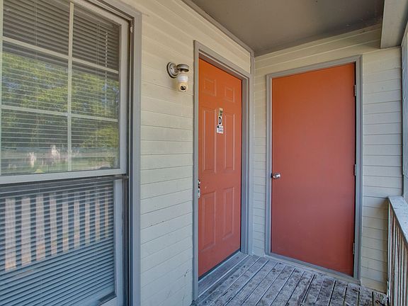 2nd image of 6201 Friar Tuck Dr NW
