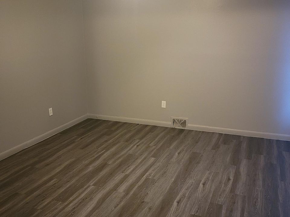 1st image of 29743 Birchwood St #1