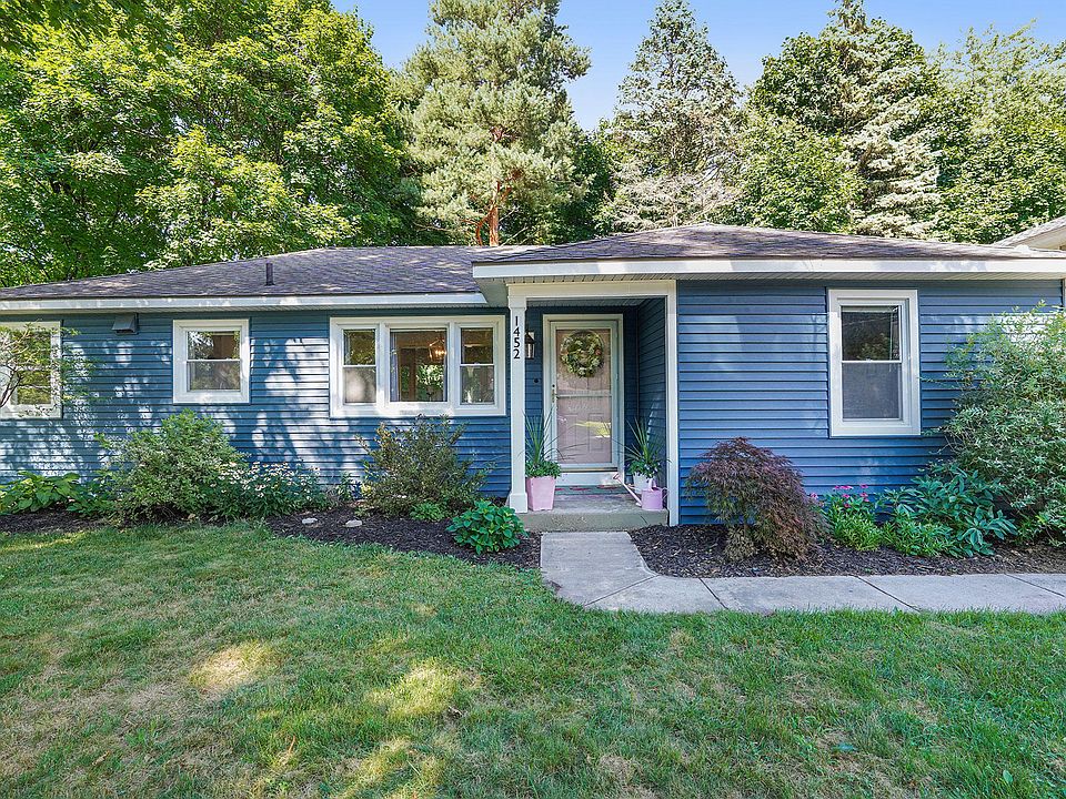 1st image of 1452 Holborn Dr NW