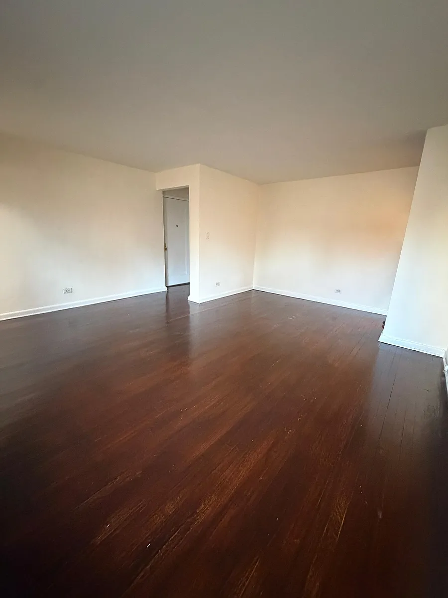 Building Photo - 2607 Avenue O #6H