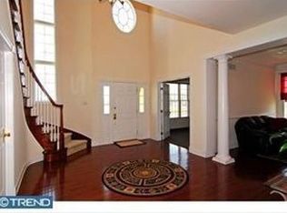 16 Drost Ln, Hillsborough, NJ 08844