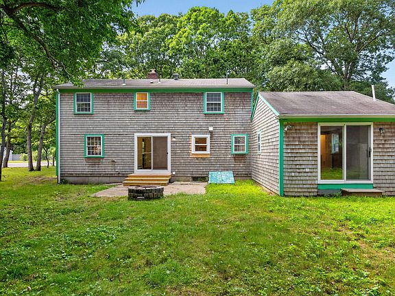 3rd image of 41 Old School House Road