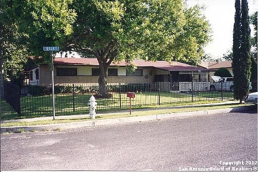 1st image of 7802 QUIRT DR