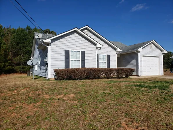 354 Lambert Overlook Cir, Carrollton, GA 30117