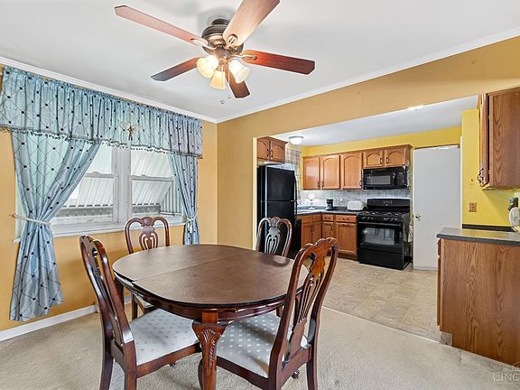 5th image of 4801 Narcissus Ln