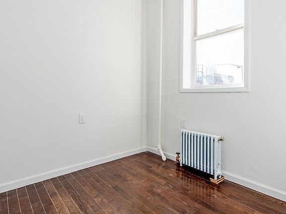 5th image of 584 Marcy Ave
