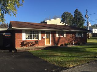 302 Malone Ln, Grayson, KY 41143