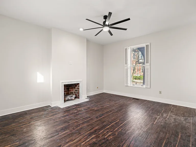 80 Green St — Photo 22