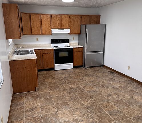 3rd image of 246 Township Road 1110