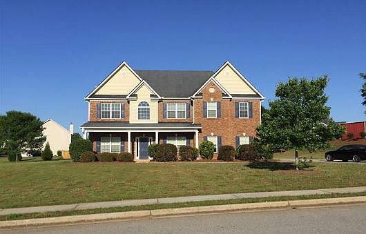 1st image of 1077 Crown Landing Pkwy