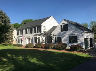3 Old Coach Rd, Randolph, NJ 07869