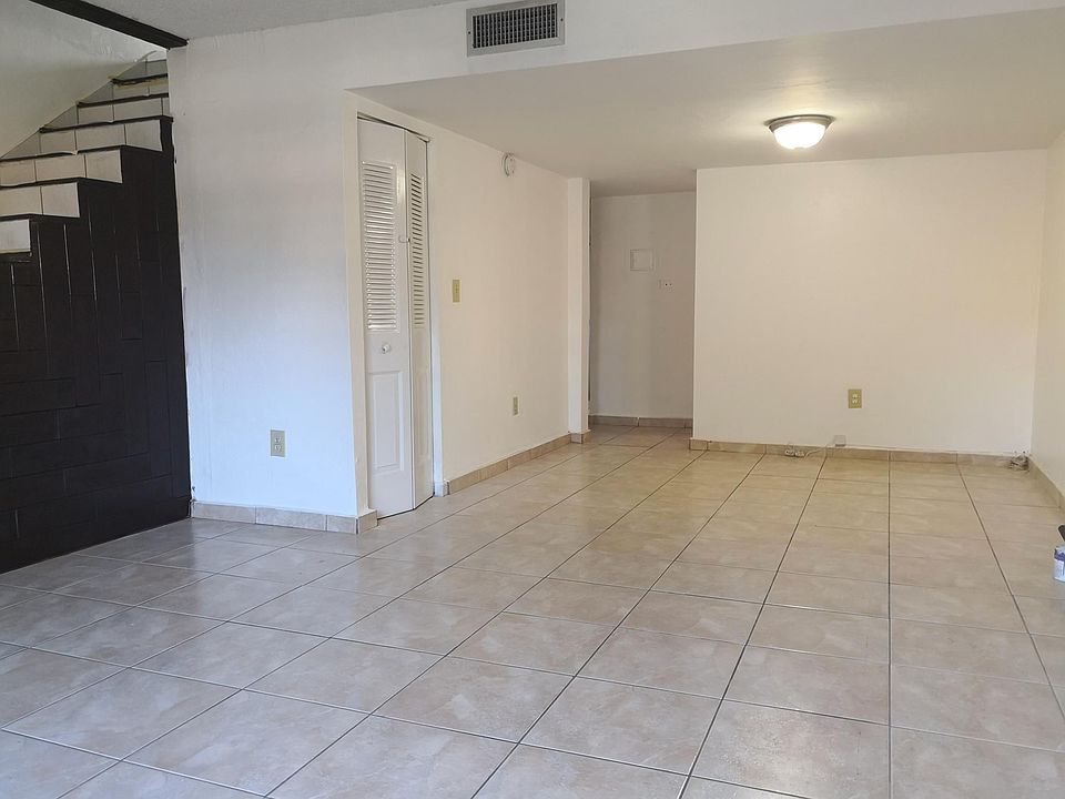 1st image of 7150 Fairway Dr APT J1