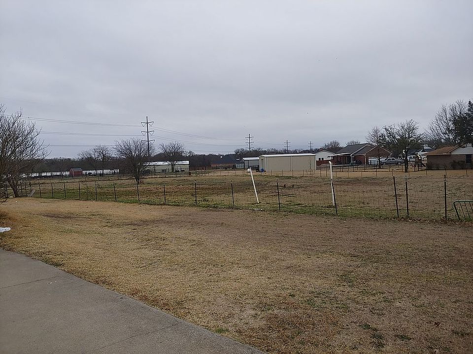 2nd image of 577 Buena Vista Rd