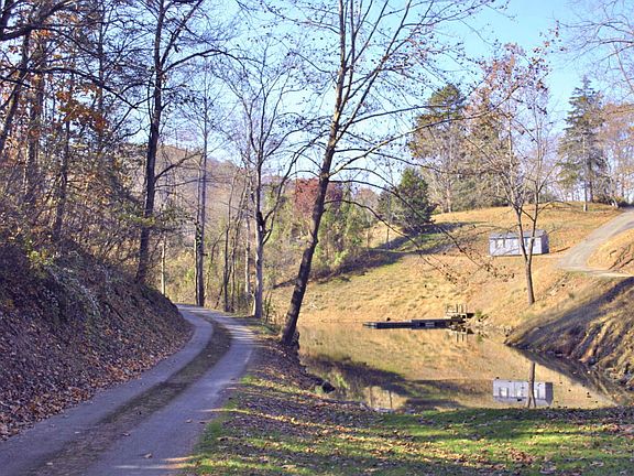 5th image of Tbd Evergreen Dr Lot 1
